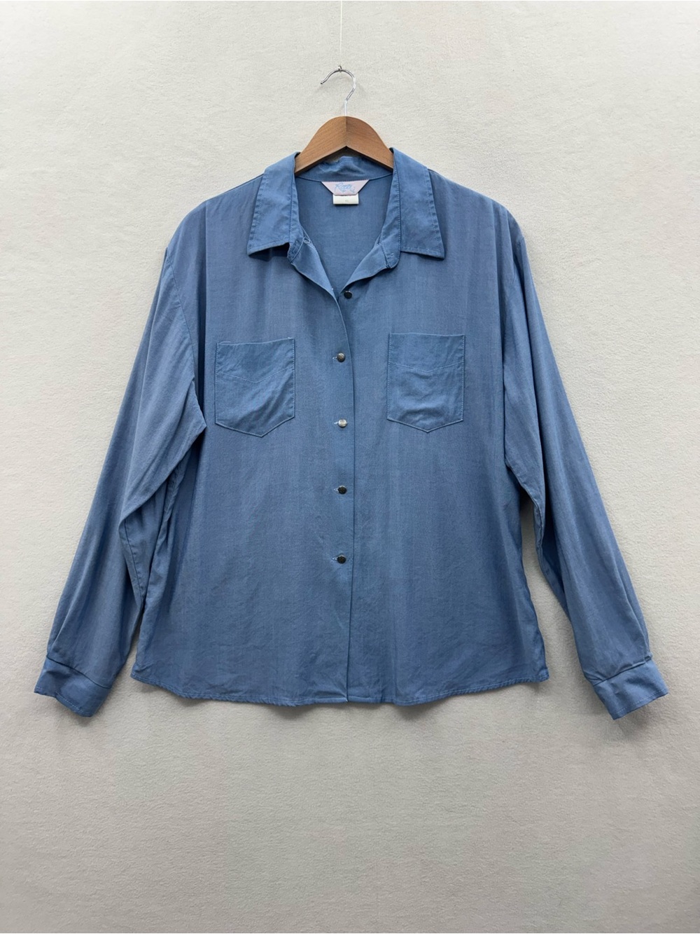 Roper Women’s XL Blue Chambray Button Up Shirt